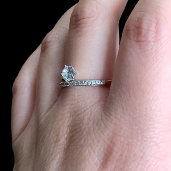 STERLING SILVER WHITE TOPAZ ADJUSTABLE WRAP RING - Picture 9 of 10